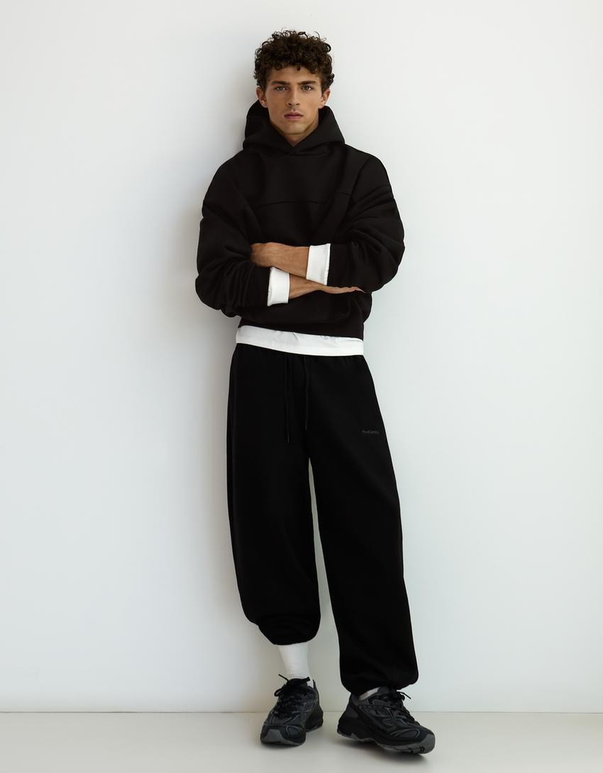 Hoodie Oversize Structuré — MEX Noir